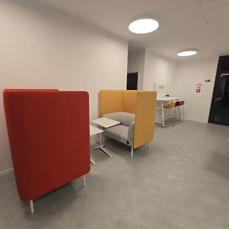 Like Home, Coffee Or Tea & Parking Free アパート ブラチスラヴァ