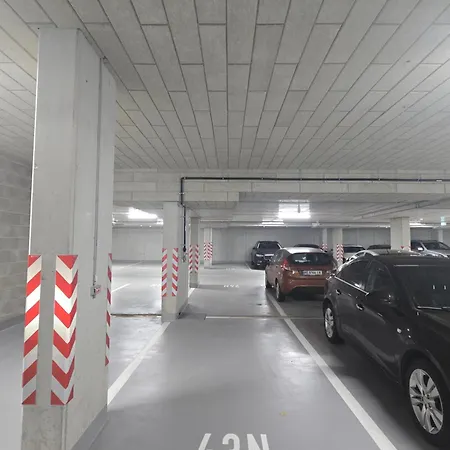 Like Home, Coffee Or Tea & Parking Free * براتسيلافا