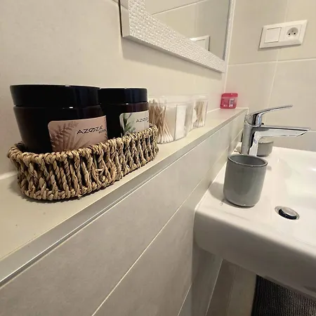 Like Home, Coffee Or Tea & Parking Free Apartament Bratysława